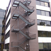 Wangentreppe gegenläufig